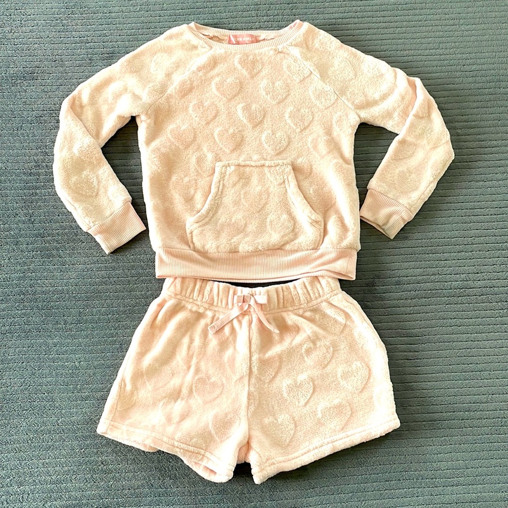 BCBG Girls Soft Sweatshirt & Shorts Size 5/6